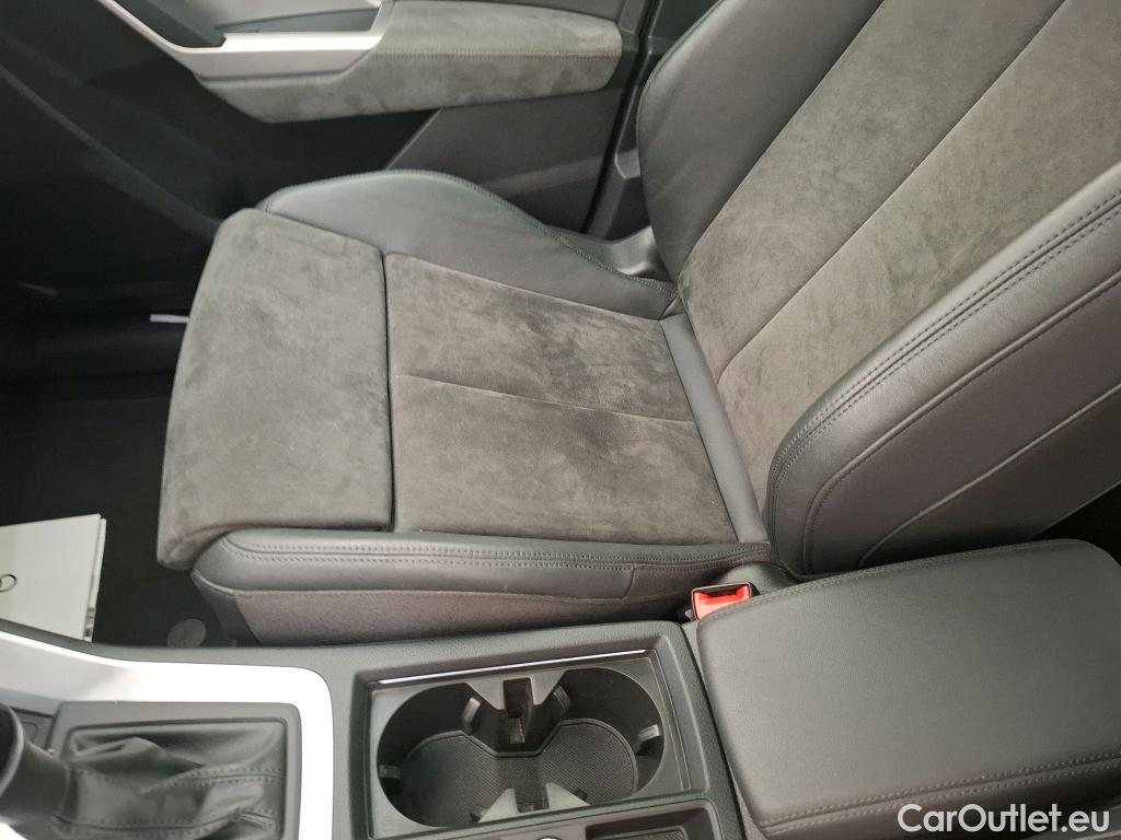  Audi  Q3 AUDI  / 2018 / 5P / SUV 35 TFSI 150 MHEV S TRONIC DESIGN LUXE #18