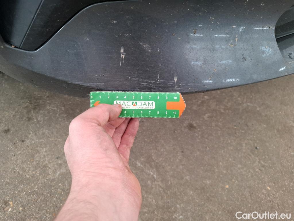  Bmw  Serie 3 BMW Série 3 Berline / 2018 / 4P / Berline 330e 292ch Business Design BVA8 Hybride #4