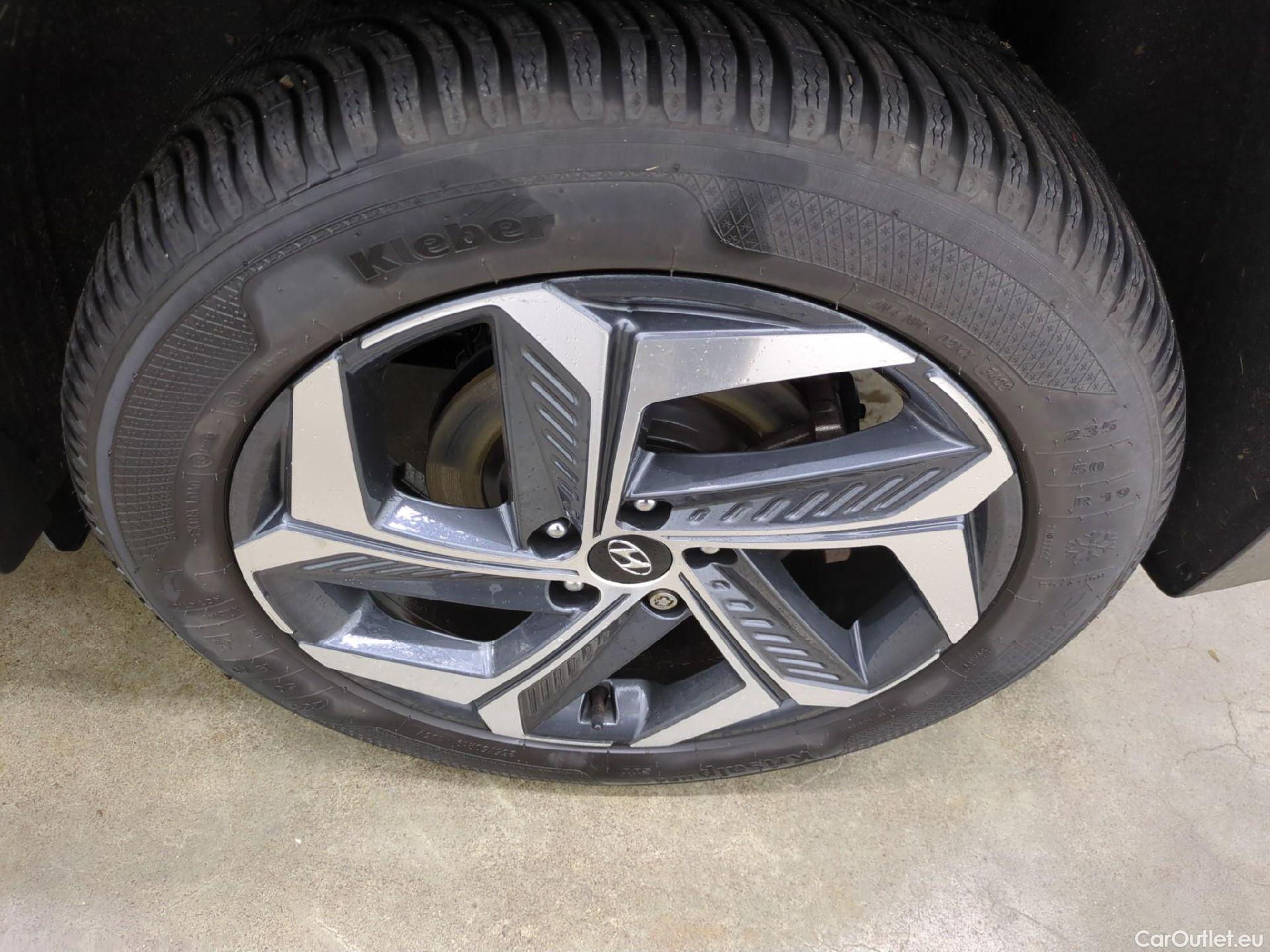  Hyundai  Tucson HYUNDAI  / 2020 / 5P / SUV 1.6 PHEV 265 HTRAC CREATIVE 4WD AUTO #12