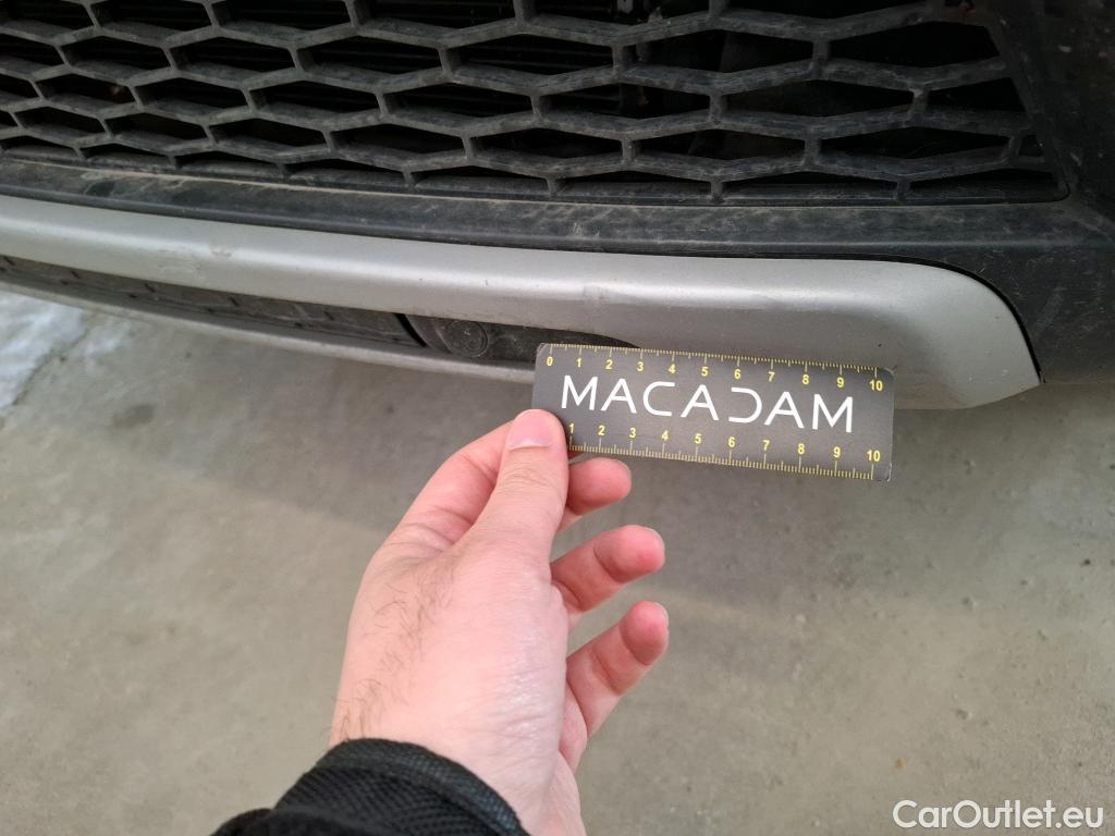  Land Rover  Discovery  Sport 20 TD4 180 AUTO 4WD HSE / Compteur en miles / 104 000 KMS #23