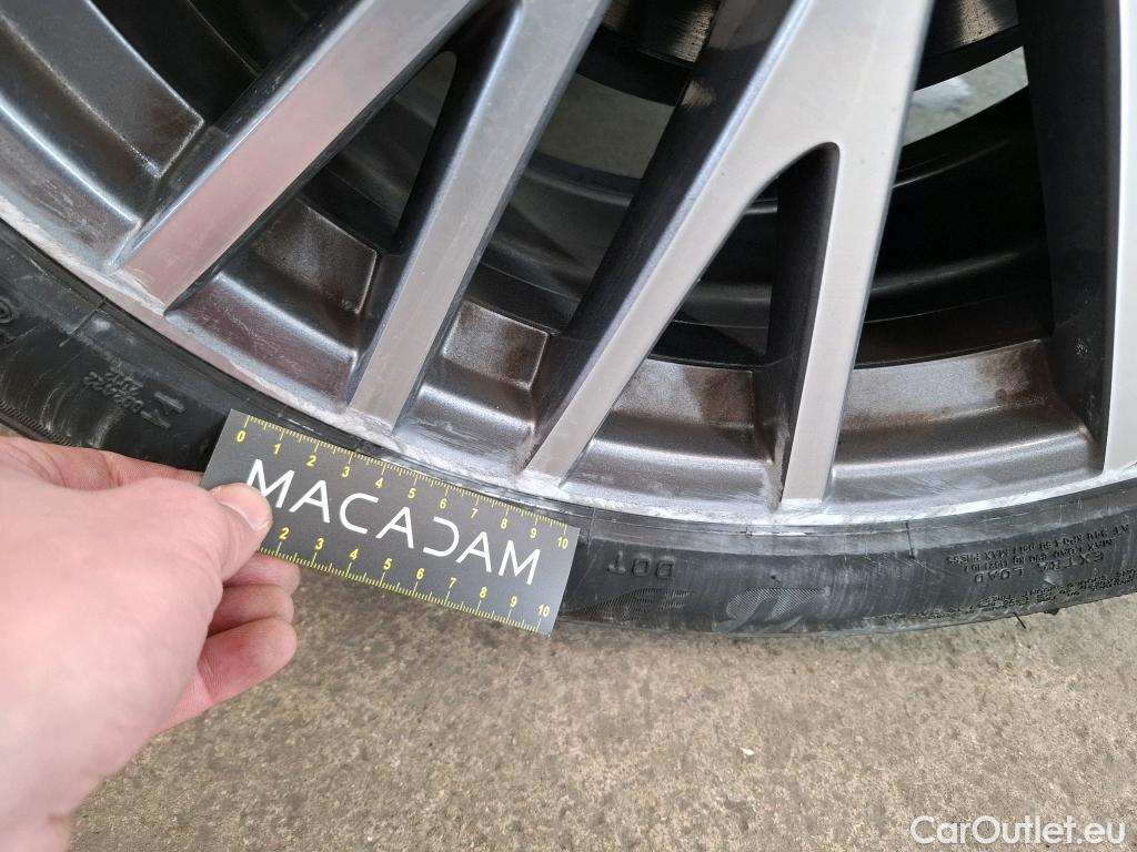  Mercedes  CLA-Klasse MERCEDESBENZ CLA Coupe  2019  4P  Coupé CLA 180 d Business Line BA8 #12