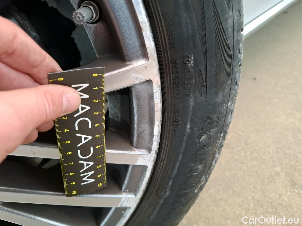  Mercedes  CLA-Klasse MERCEDESBENZ CLA Coupe  2019  4P  Coupé CLA 180 d Business Line BA8 #18