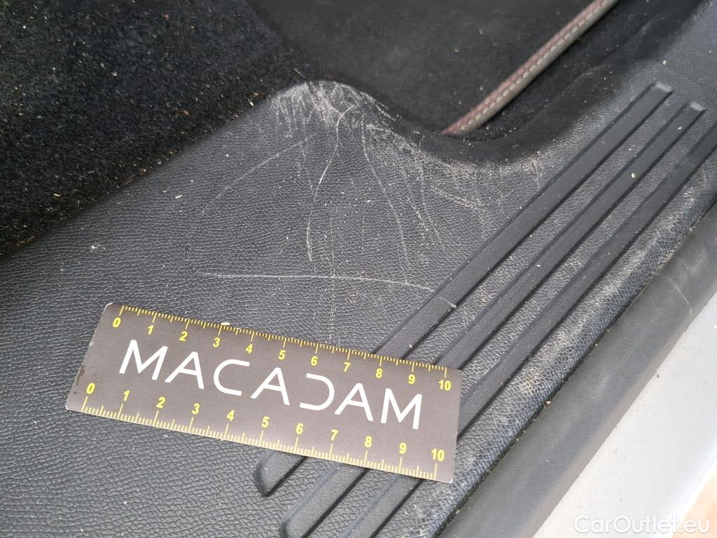  DS  DS7 7 Crossback Performance Line + 1.6 PureTech 180CV BVA8 E6d #26