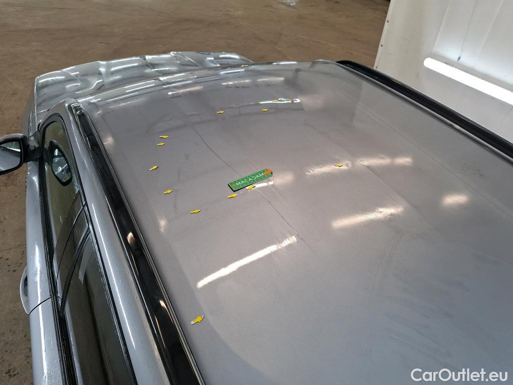  Peugeot  2008  (e-) Allure Business 50kWh BVA #1