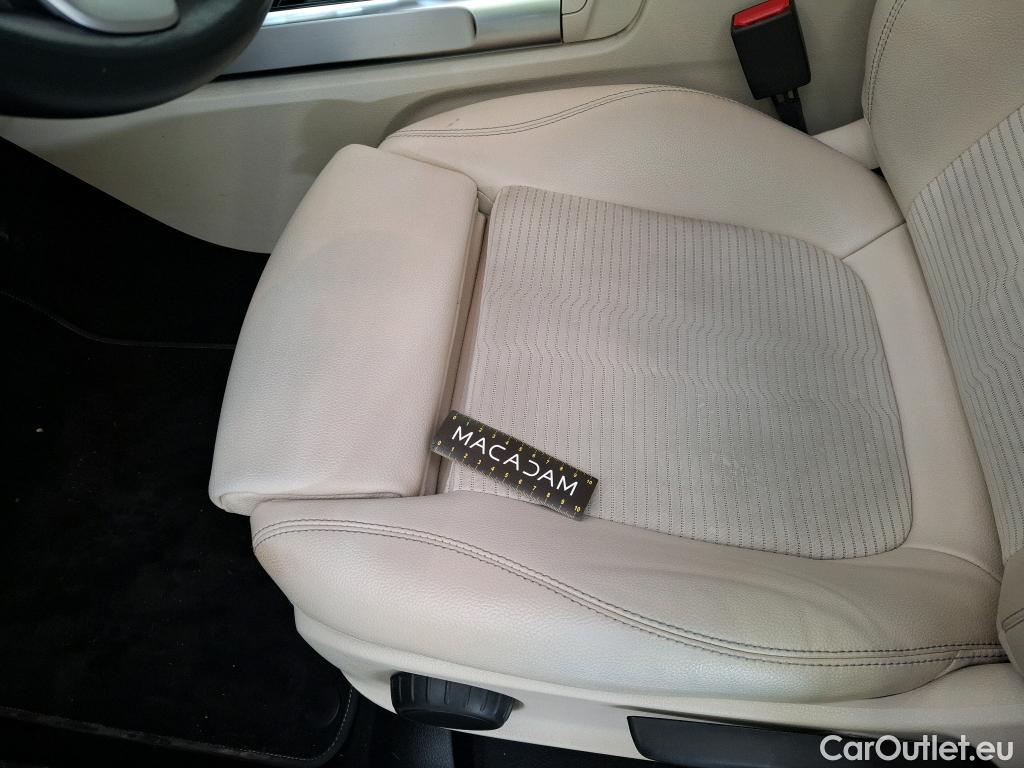  Mercedes  GLB MERCEDES-BENZ  / 2019 / 5P / SUV  200 d Business Line #38