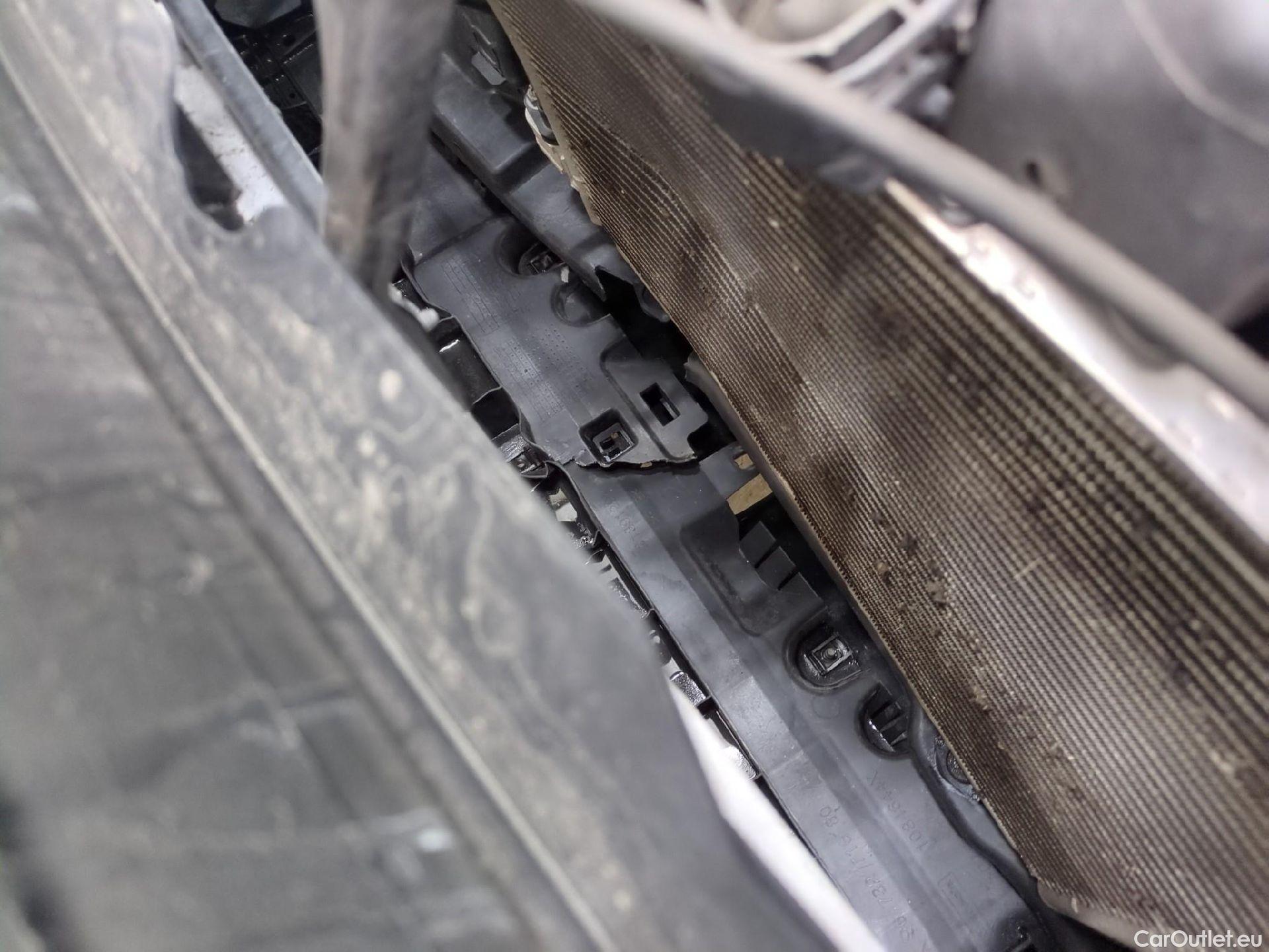  Peugeot  208  Active Business 1.2 80CV BVM5 E6dT #36