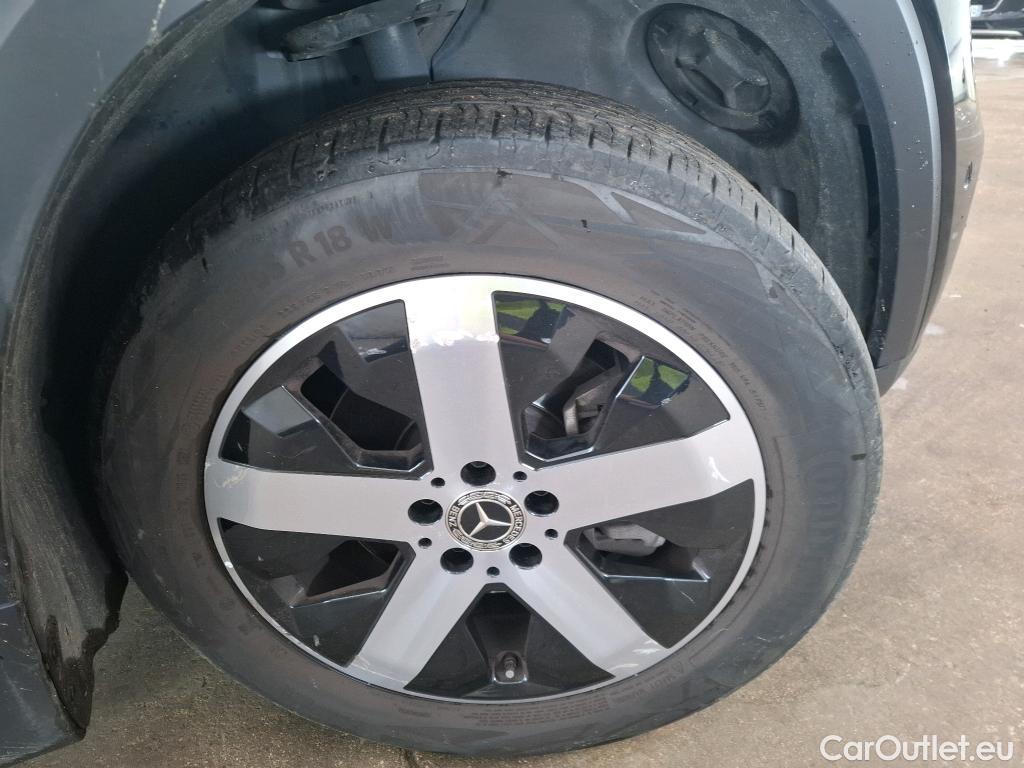  Mercedes  GLB MERCEDES-BENZ  / 2019 / 5P / SUV  200 d Business Line #24