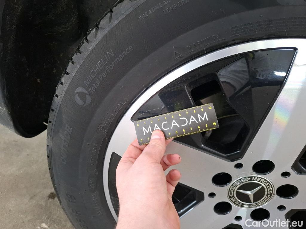  Mercedes  GLB MERCEDES-BENZ  / 2019 / 5P / SUV  200 d Business Line #19