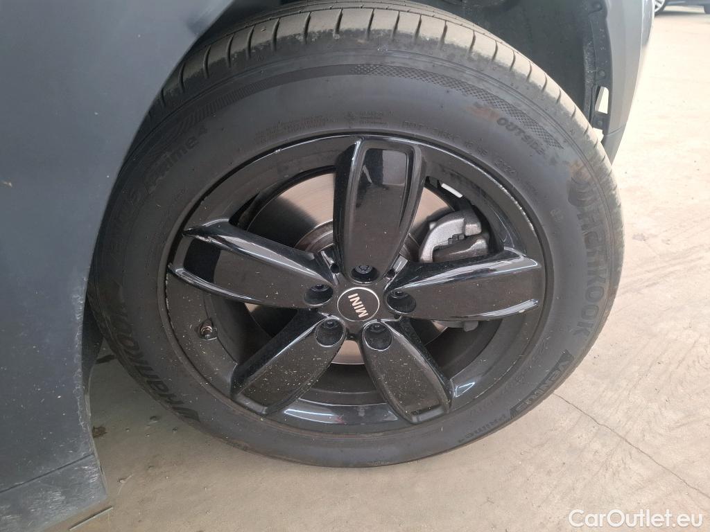  Mini  Countryman MINI  / 2020 / 5P / Crossover Cooper SE ALL4 Essential 125+95ch BVA6 #12