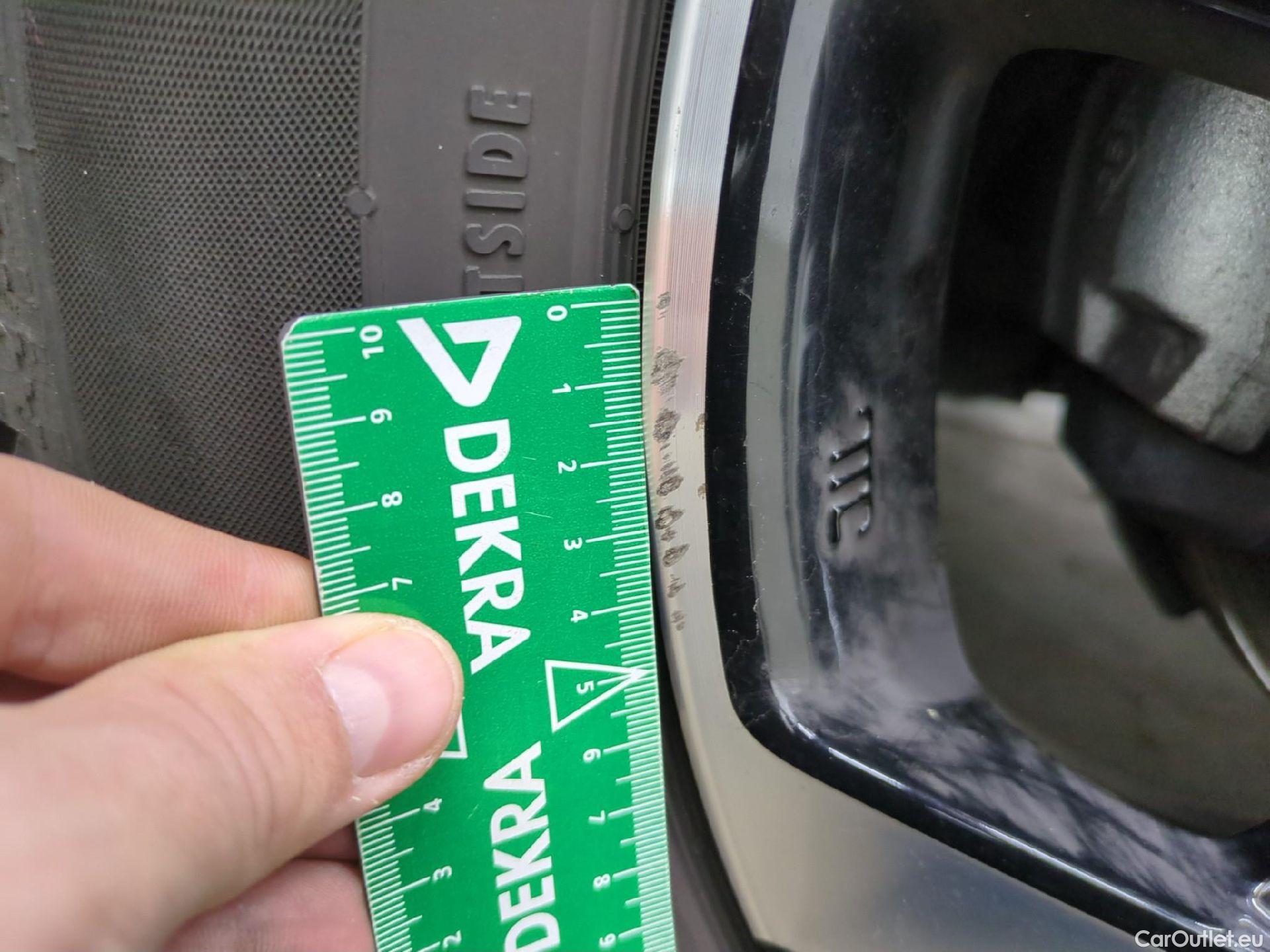  Nissan  Juke NISSAN  / 2019 / 5P / Crossover Hybrid 145 Business+ #14