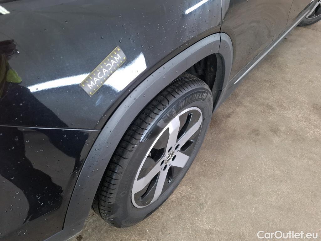  Mercedes  GLB MERCEDES-BENZ  / 2019 / 5P / SUV  200 d Business Line #33