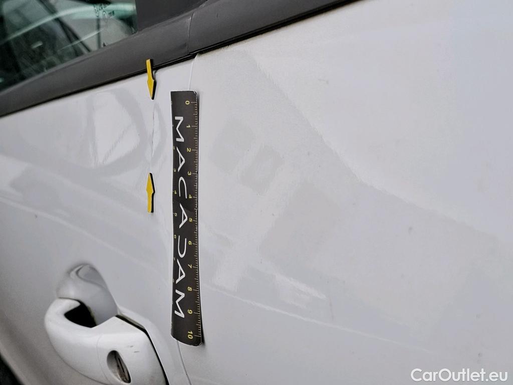  Peugeot  2008  Active Business 1.5 HDi 100CV BVM5 E6dT #17