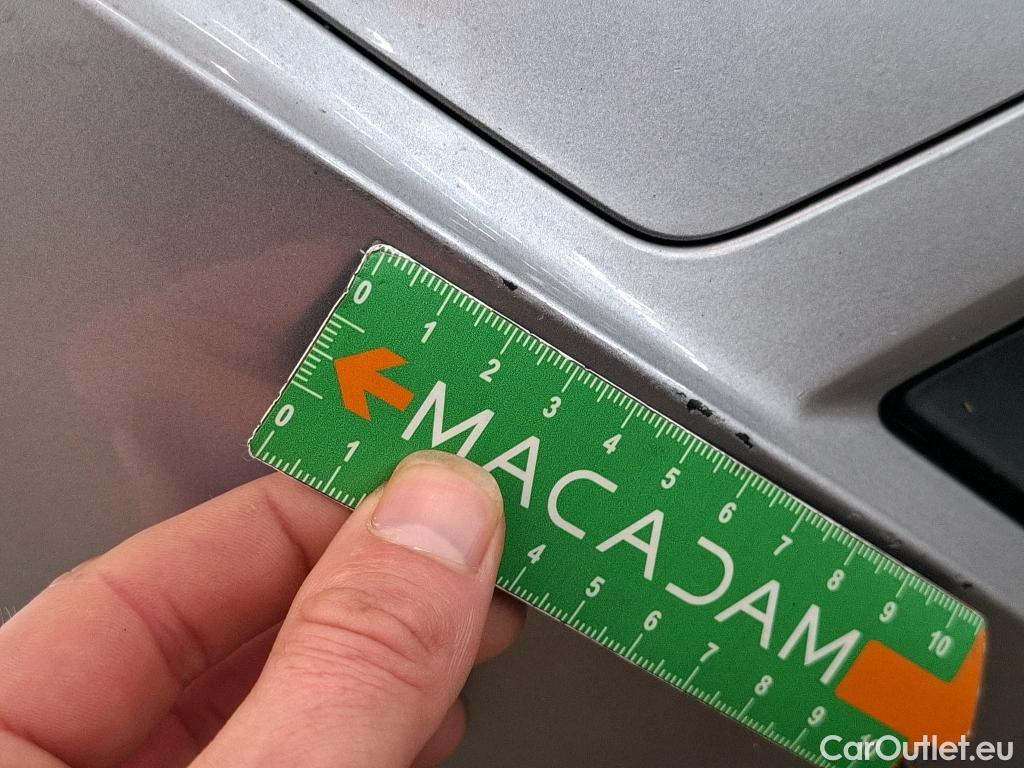  Peugeot  2008  (e-) Allure Business 50kWh BVA #46