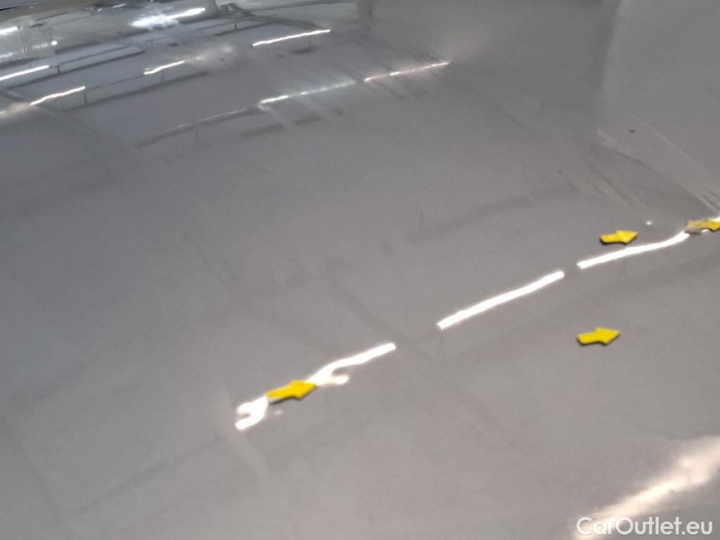  Peugeot  2008  (e-) Allure Business 50kWh BVA #9