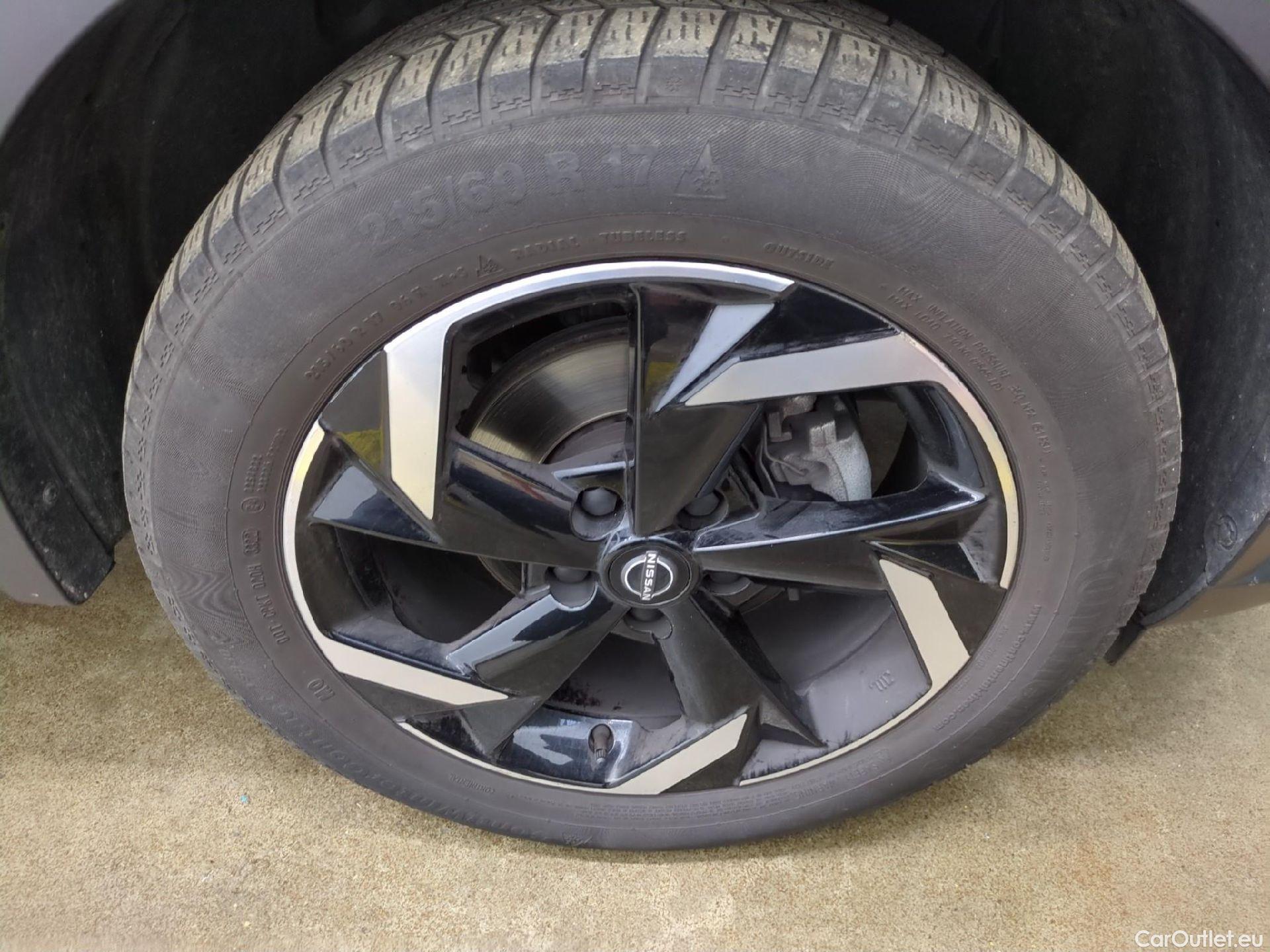  Nissan  Juke NISSAN  / 2019 / 5P / Crossover Hybrid 145 Business+ #9