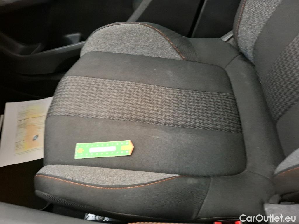  Peugeot  5008  Active Business 1.2 PureTech 130CV BVA8 E6dT #24