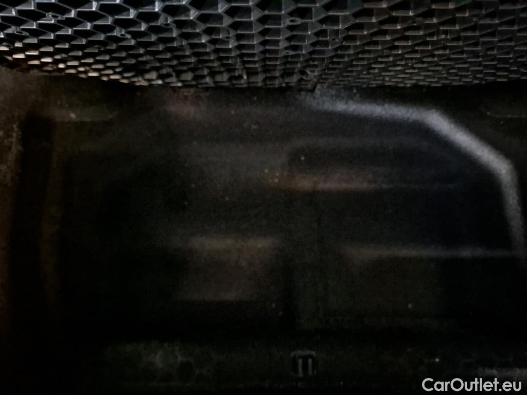  Peugeot  5008  Active Business 1.2 PureTech 130CV BVA8 E6dT #17