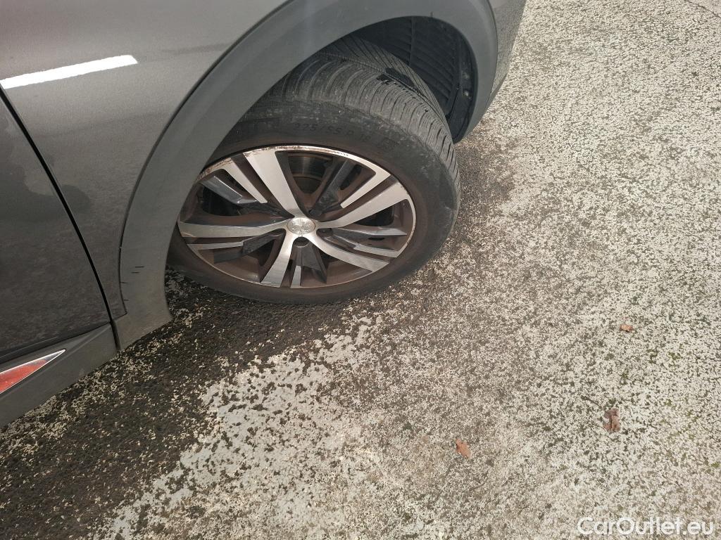  Peugeot  5008  Allure 1.5 HDi 130CV BVA8 7 Sieges E6d #1