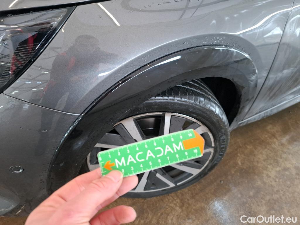  Peugeot  208  GT 1.2 PureTech 100CV BVA8 E6d #76