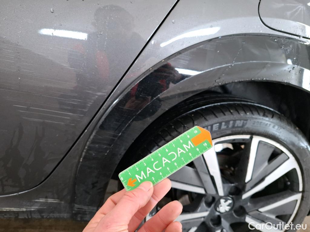  Peugeot  208  GT 1.2 PureTech 100CV BVA8 E6d #64