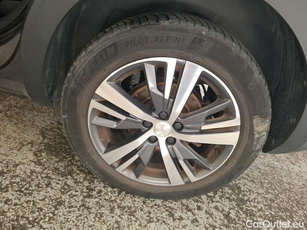  Peugeot  5008  Allure 1.5 HDi 130CV BVA8 7 Sieges E6d #5