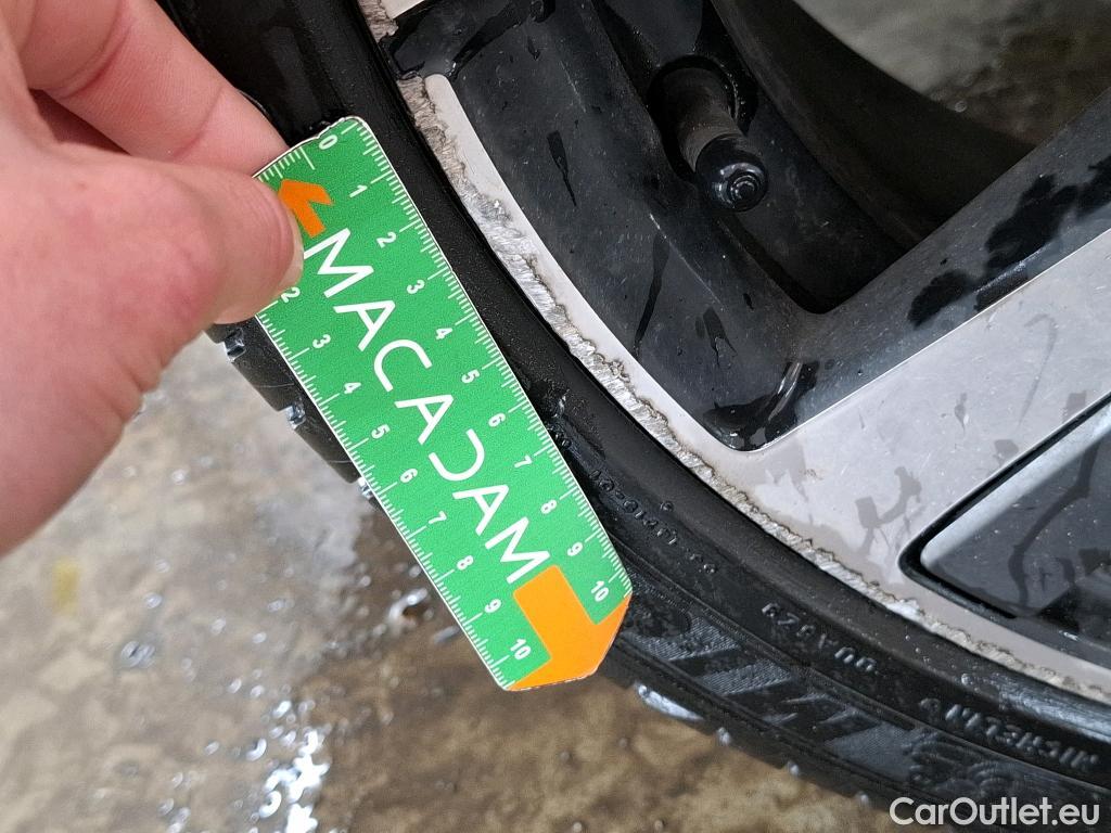  Peugeot  208  GT 1.2 PureTech 100CV BVA8 E6d #7