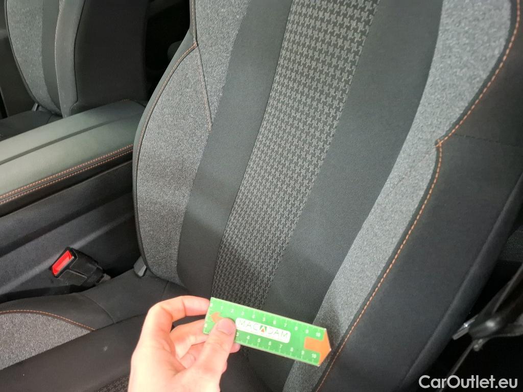  Peugeot  5008  Active Business 1.2 PureTech 130CV BVA8 E6dT #26