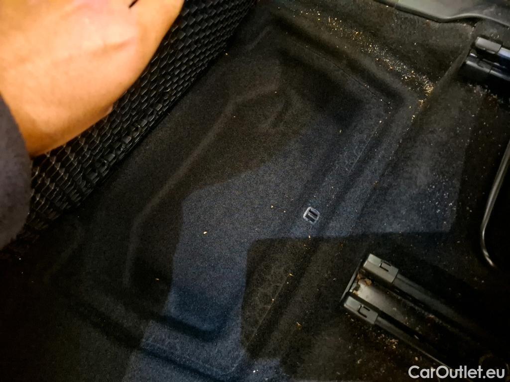  Peugeot  5008  Allure 1.5 HDi 130CV BVA8 7 Sieges E6d #7