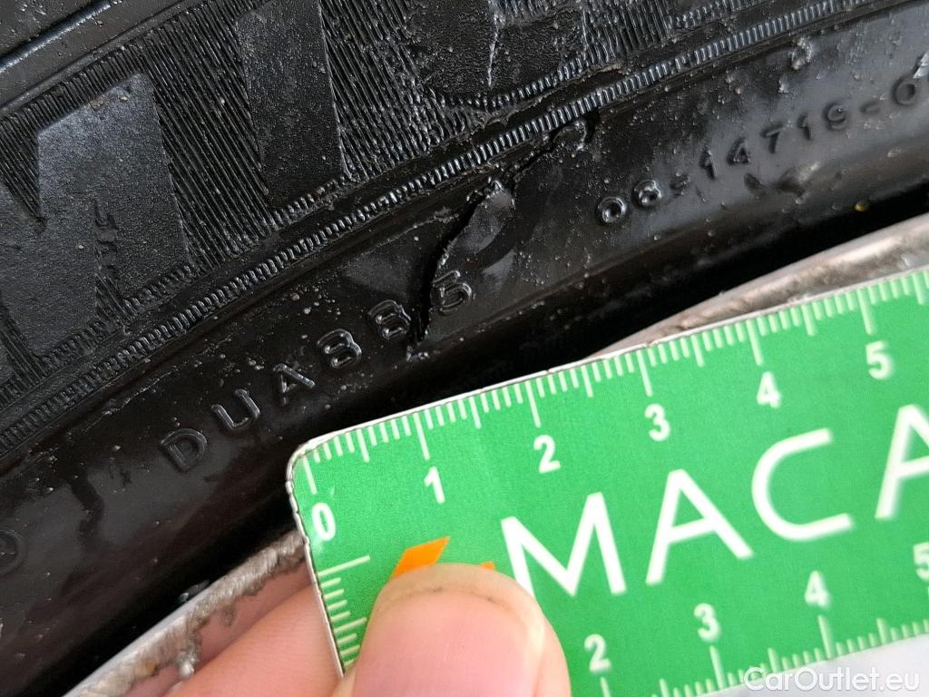  Peugeot  208  GT 1.2 PureTech 100CV BVA8 E6d #46