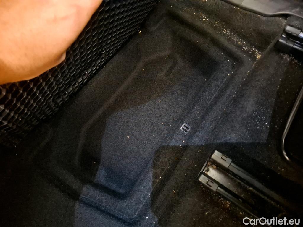  Peugeot  5008  Allure 1.5 HDi 130CV BVA8 7 Sieges E6d #12