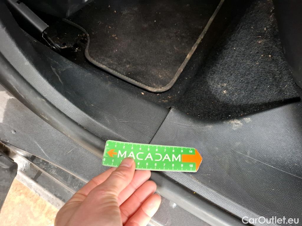  Peugeot  208  GT 1.2 PureTech 100CV BVA8 E6d #56