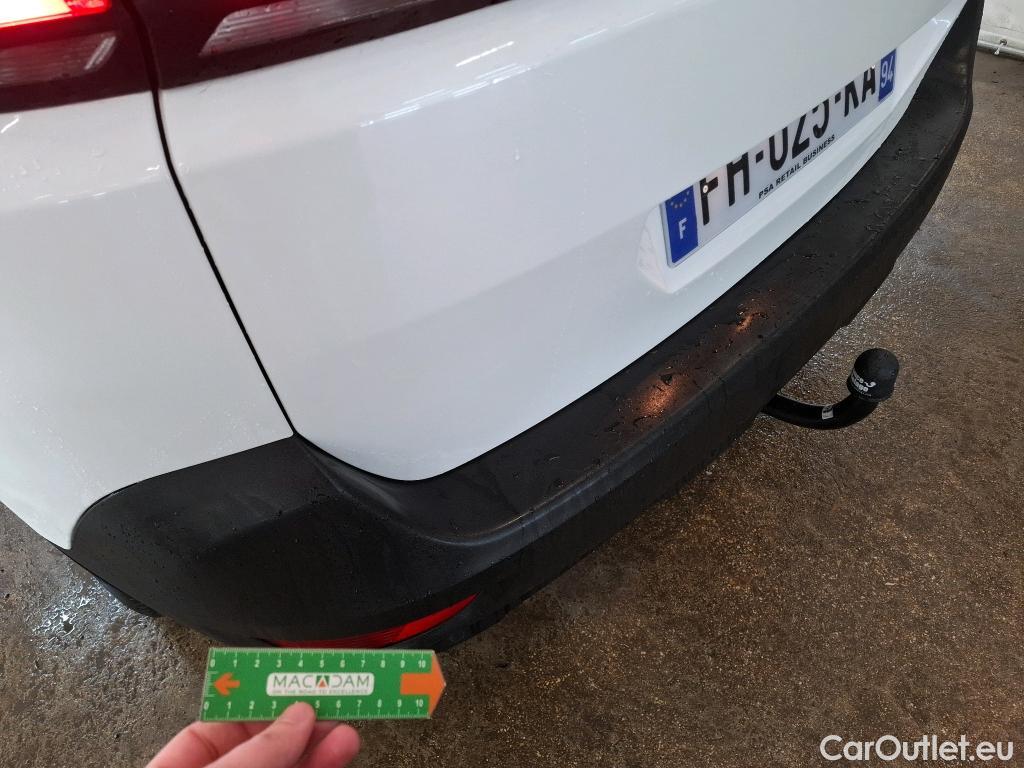  Peugeot  5008  Active Business 1.2 PureTech 130CV BVA8 E6dT #1