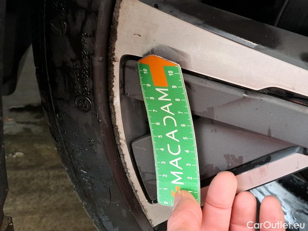  Peugeot  208  GT 1.2 PureTech 100CV BVA8 E6d #25