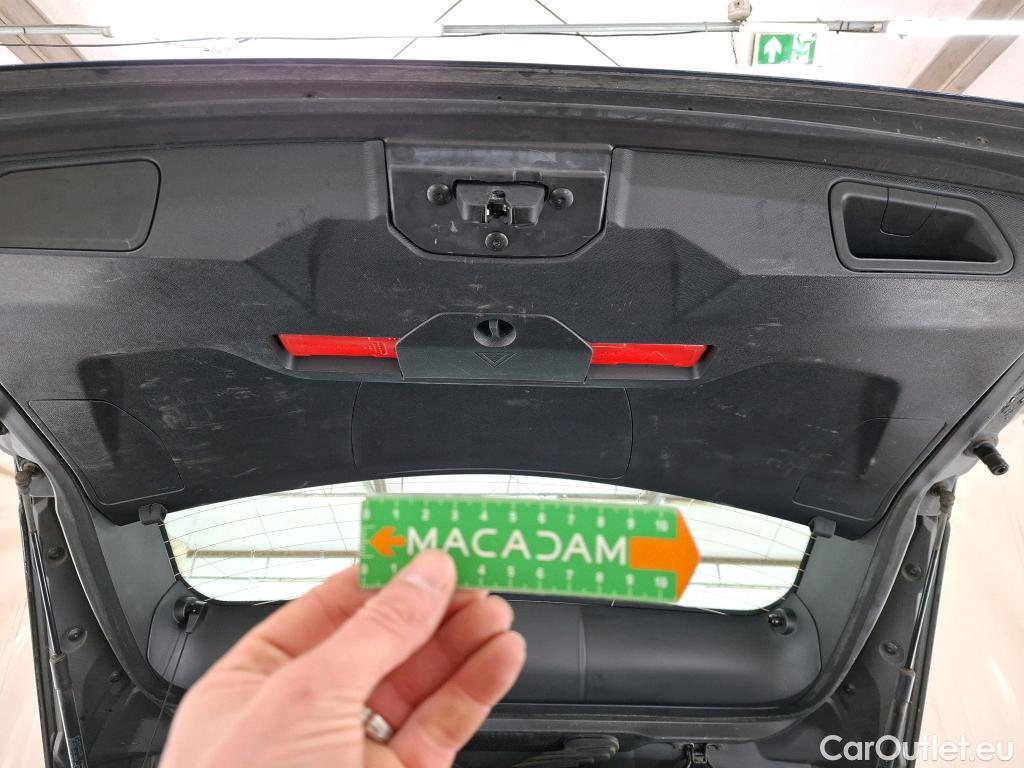  Peugeot  3008  Active Business 1.2 PureTech 130CV BVA8 E6d #28