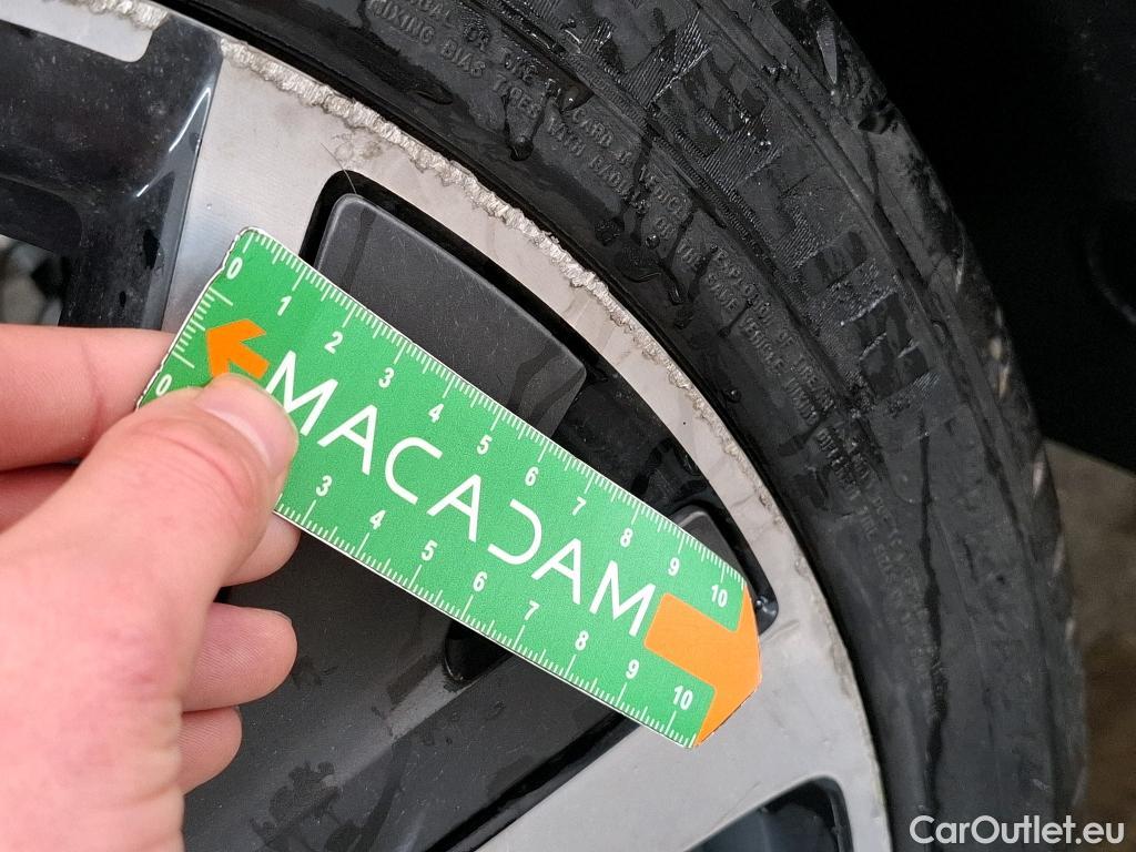  Peugeot  208  GT 1.2 PureTech 100CV BVA8 E6d #4