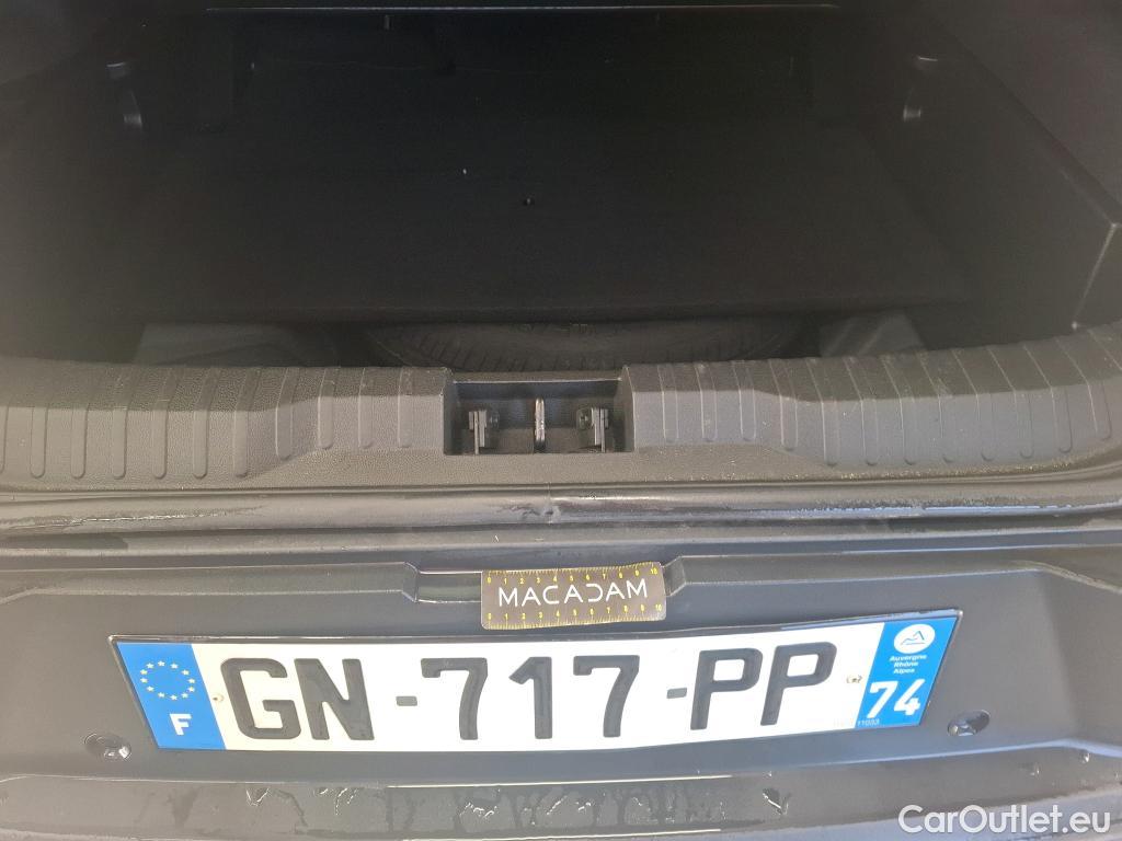  Renault  Arkana RENAULT  / 2021 / 5P / SUV R.S. Line TCe 160 EDC FAP - 21B #4