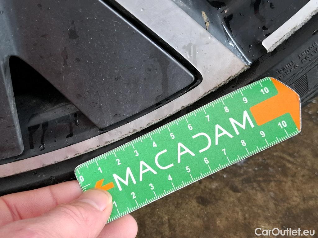  Peugeot  208  GT 1.2 PureTech 100CV BVA8 E6d #52