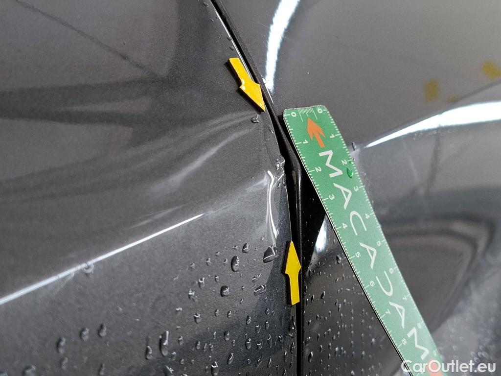  Peugeot  208  GT 1.2 PureTech 100CV BVA8 E6d #63