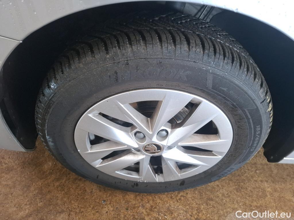  Skoda  Fabia  Ambition 1.0 MPI 80CV BVM5 E6d #20