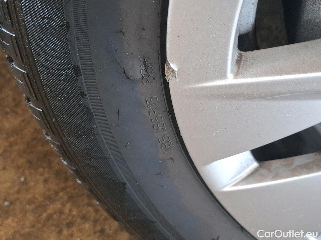  Skoda  Fabia  Ambition 1.0 MPI 80CV BVM5 E6d #4