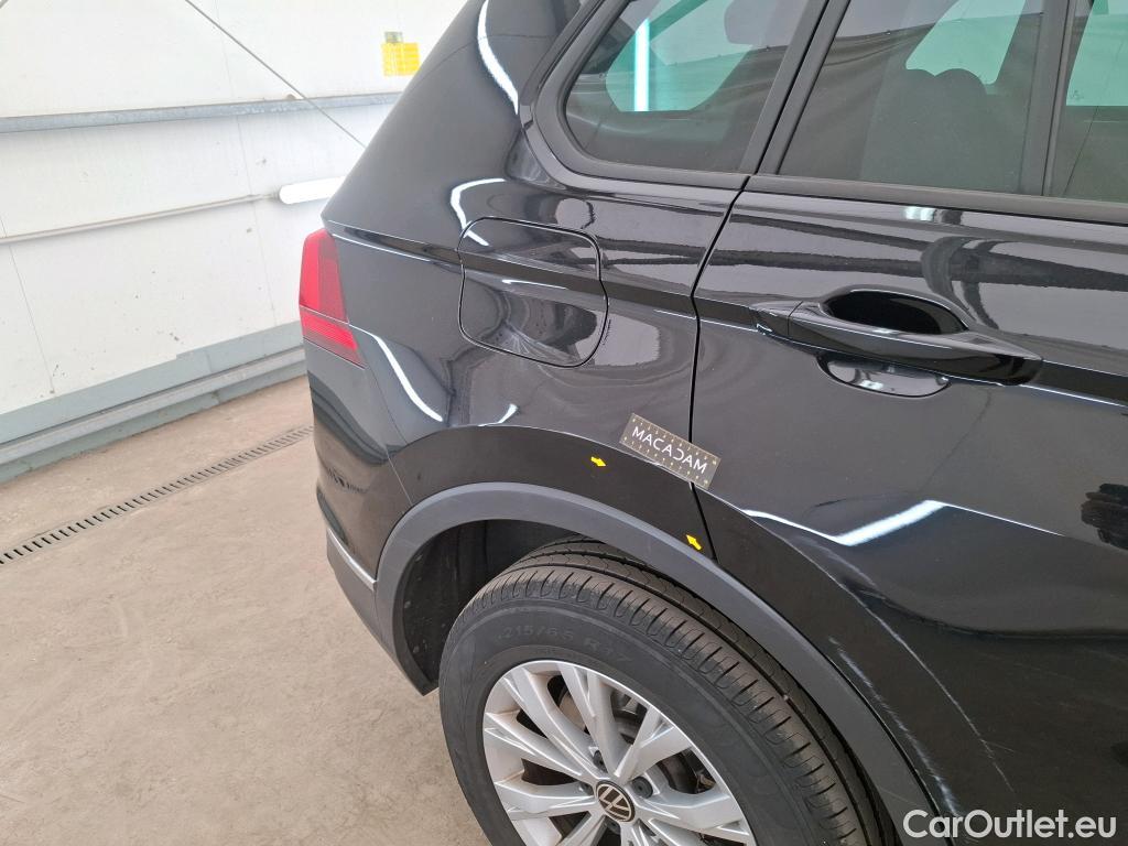  Volkswagen  Tiguan  / 2020 / 5P / SUV 1.4 eHybrid 245 DSG6 Life Business #1