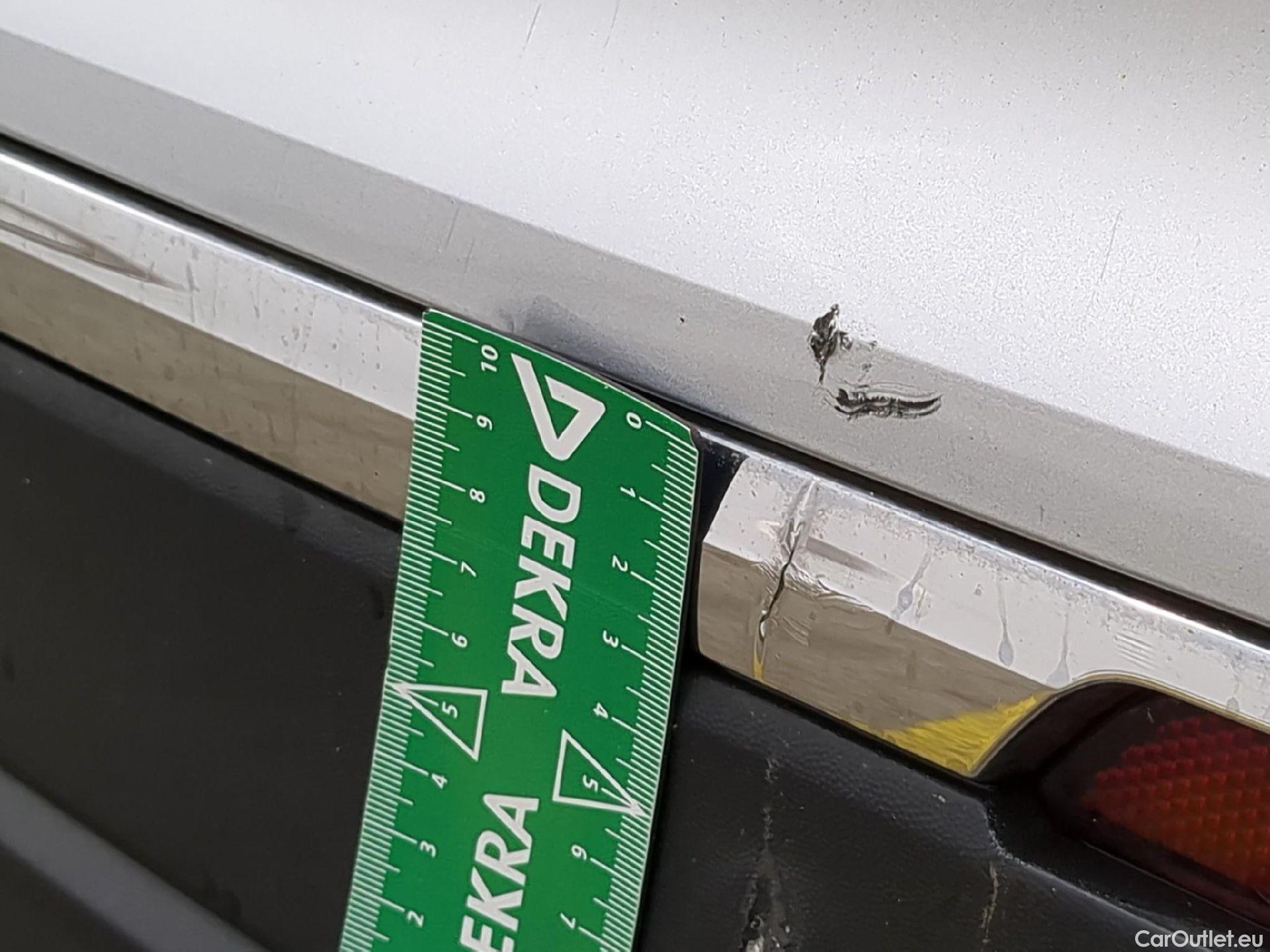  Volkswagen  Tiguan VOLKSWAGEN  / 2020 / 5P / SUV 2.0 TDI 150 DSG7 Life Business #8