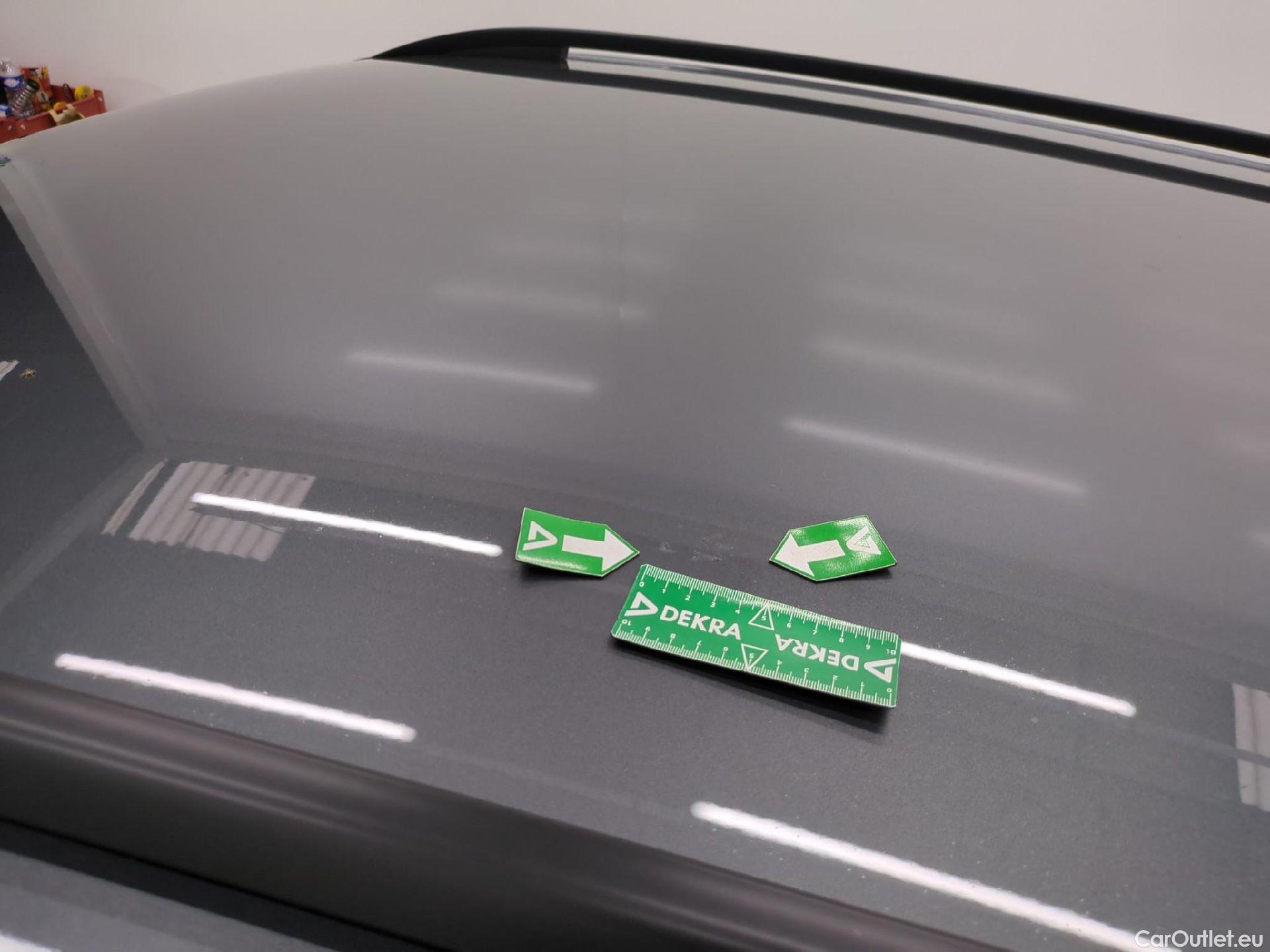  Volkswagen  T-ROC  Life Plus 2.0 TDI 115CV BVM6 E6d #13