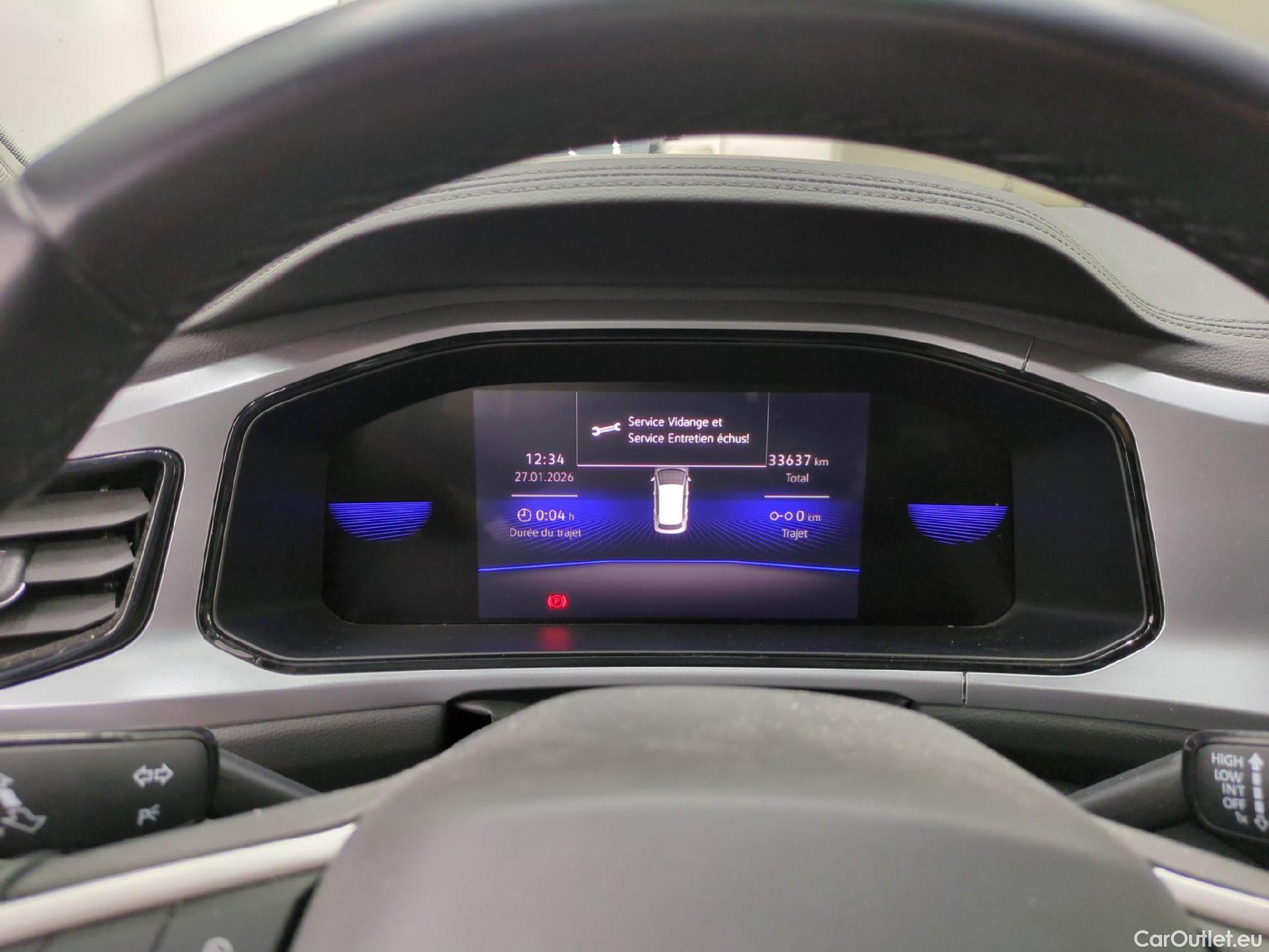  Volkswagen  T-ROC  Life Plus 2.0 TDI 115CV BVM6 E6d #3