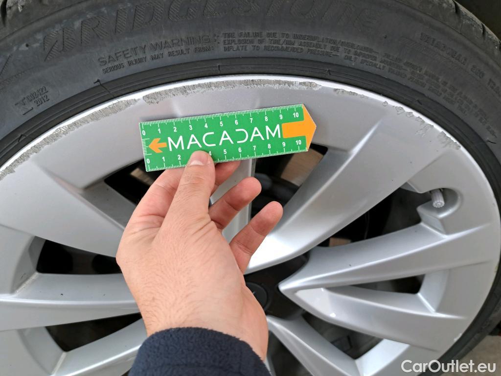  Tesla  Model 3 TESLA  / 2018 / 4P / Berline Propulsion #10