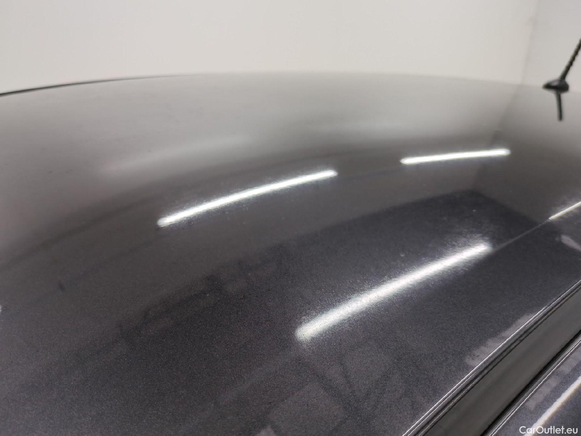  Toyota  Yaris TOYOTA  Hybride 5p Berline 1.5 VVT-I HYBRID France Business #10