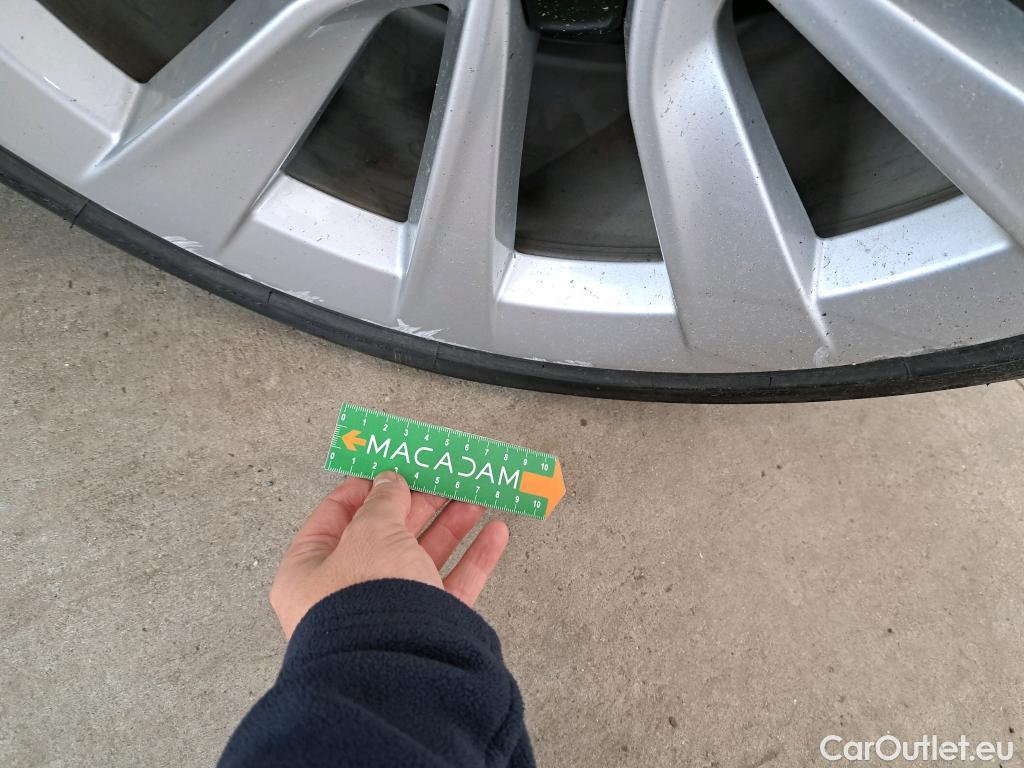  Tesla  Model 3 TESLA  / 2018 / 4P / Berline Propulsion #7