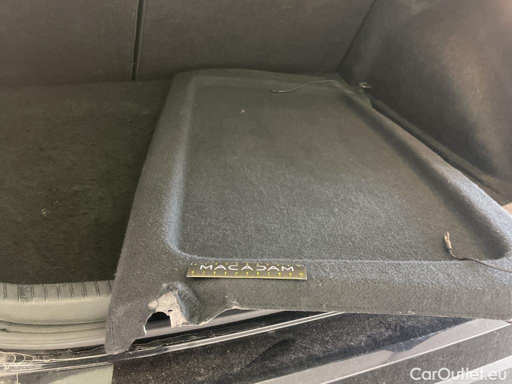  Volkswagen  Taigo VOLKSWAGEN  / 2021 / 5P / SUV 1.0 TSI 110 Life Business #9