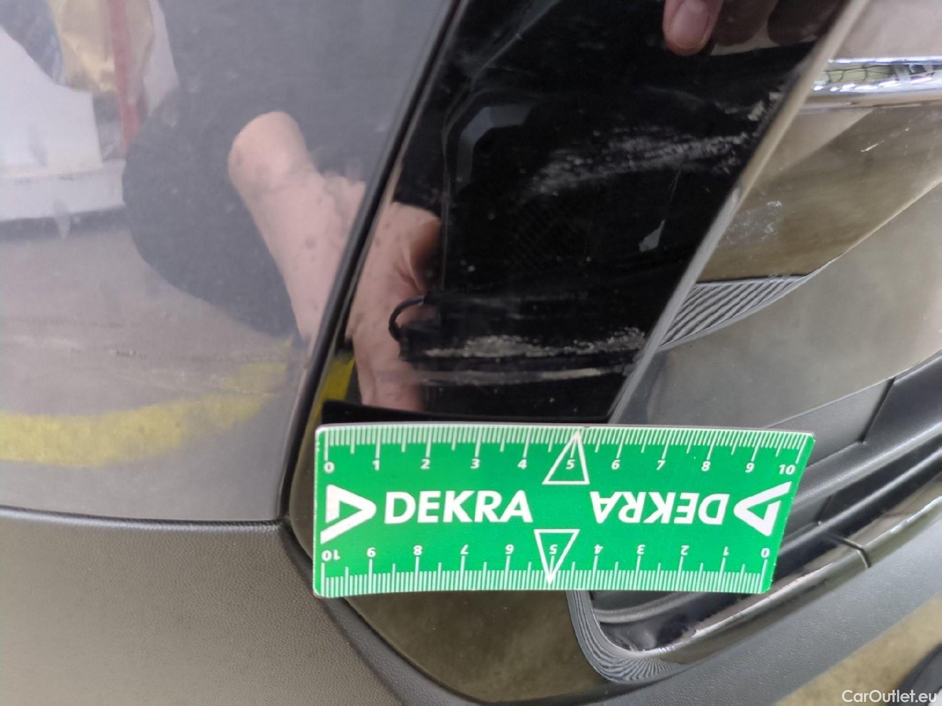  Volkswagen  Tiguan VOLKSWAGEN  / 2020 / 5P / SUV 1.4 eHybrid 245 DSG6 Elegance #18