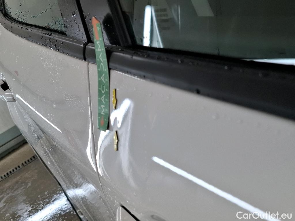  Peugeot  208  Affaire Premium Pack 1.5 HDi 100CV BVM5 E6dT #10